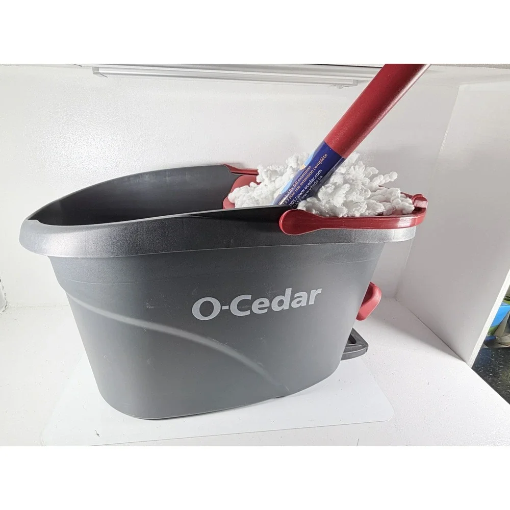 O-Cedar wring Microfiber Mop & Bucket Floor Cleaning System - Gray/Red